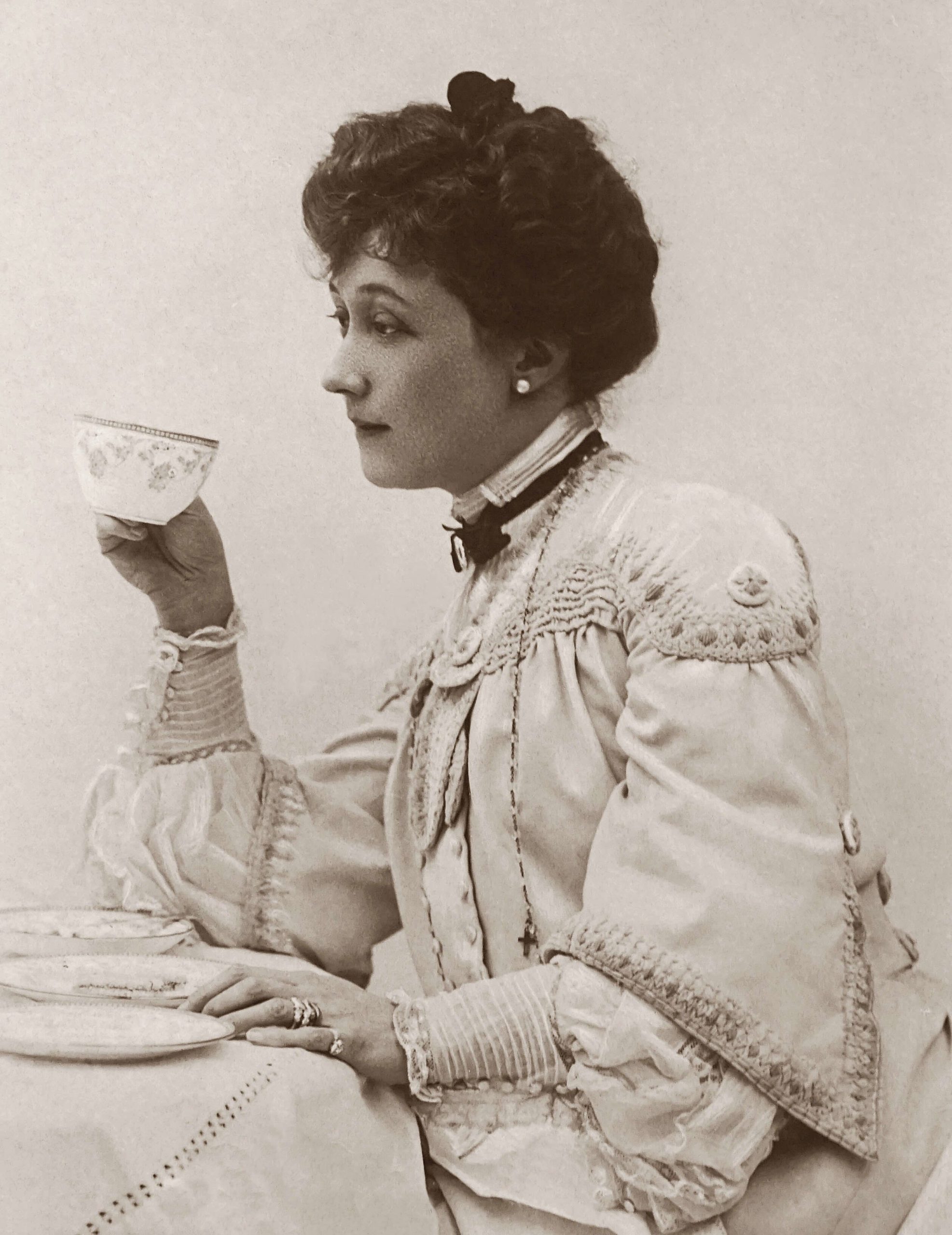Ways to promote Women’s History Month