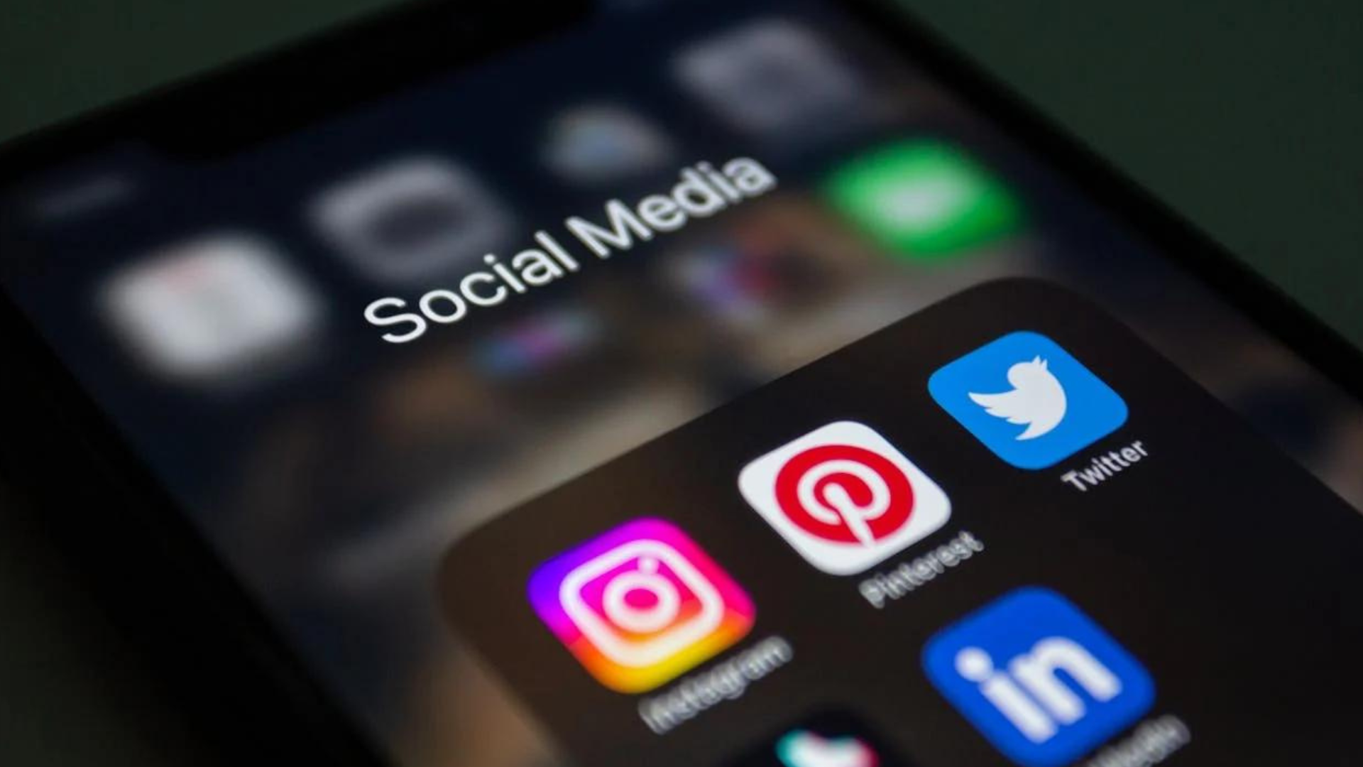 How to Choose the Right Social Media Platforms to Reach Your Target Audience
